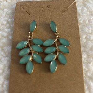Elegant Light Green Leaf Earrings